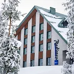 Radisson Blu Hotel, Mount