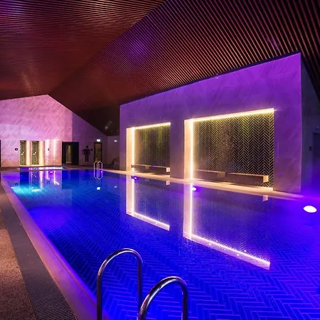 Radisson Blu Hotel, Mount 4*