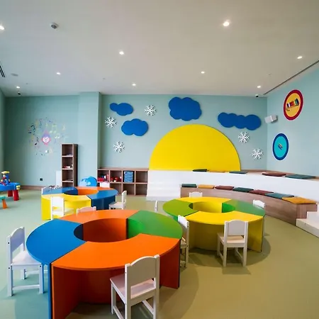 Radisson Blu Hotel, Mount