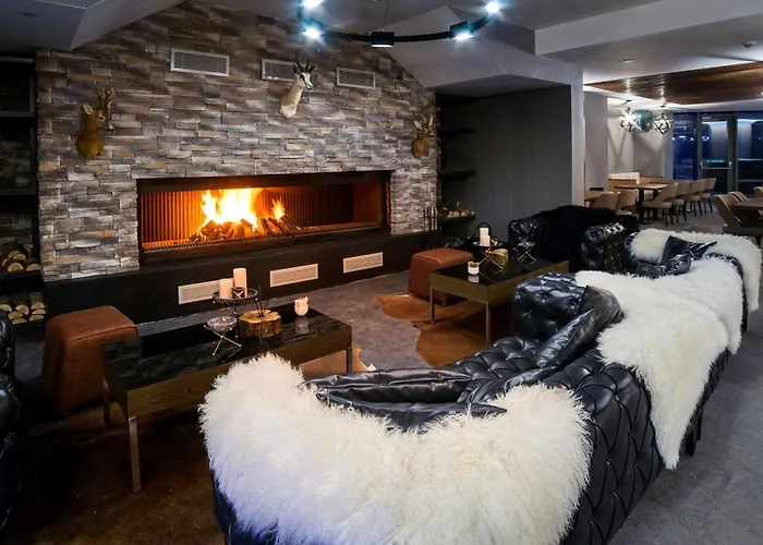 Radisson Blu Hotel, Mount