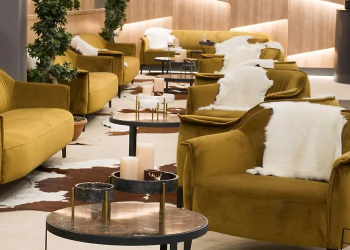 Radisson Blu Hotel, Mount