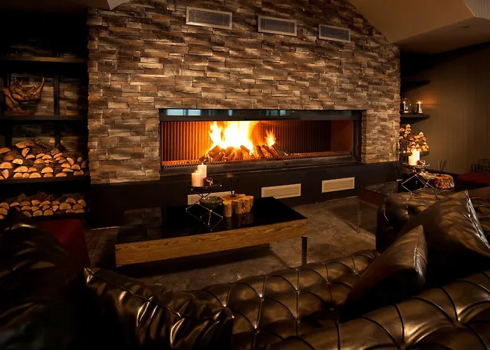 Radisson Blu Hotel, Mount