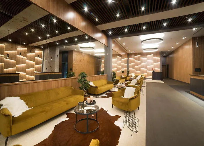 Radisson Blu Hotel, Mount